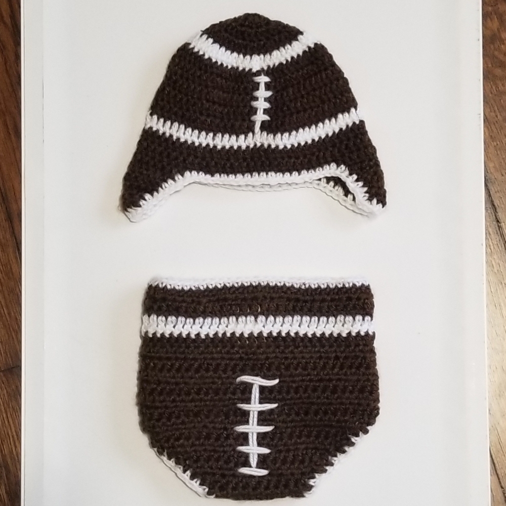 🚫SOLD🚫So'Dorable▪︎Baby Knit Football Outfit